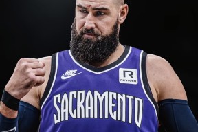 华体会登陆-加拿大男篮血洗奇才，瓦兰丘纳斯打破历史纪录