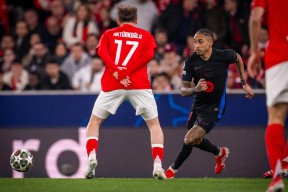 华体会网址-关于本菲卡险胜多特蒙德，贝尔梅开二度法甲的信息