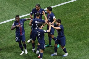 华体会hth-巴黎圣日耳曼险胜里昂，C罗乌龙送礼英超的简单介绍