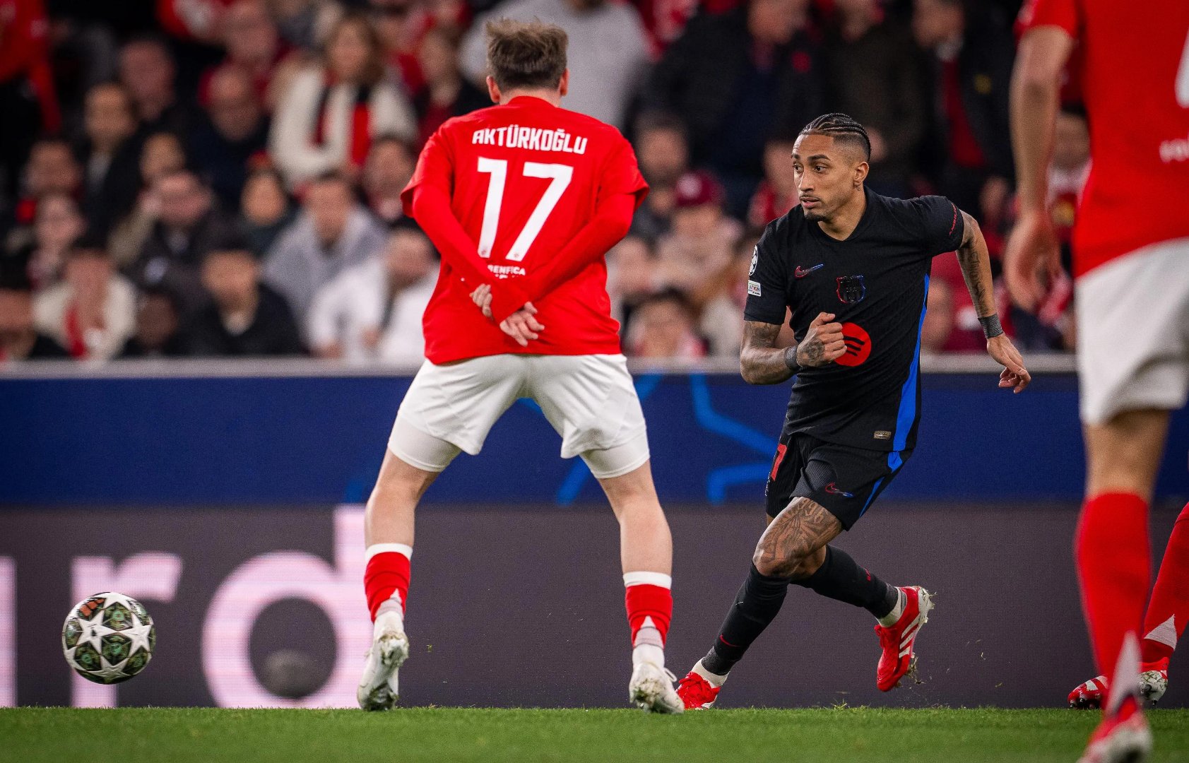 华体会网址-关于本菲卡险胜多特蒙德，贝尔梅开二度法甲的信息  第1张