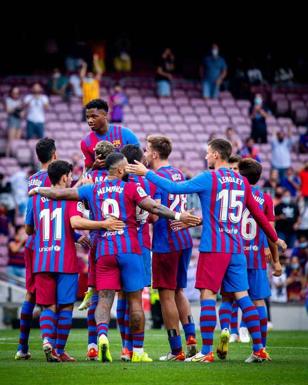 华体会网址-包含皇马险胜AC米兰，梅西乌龙送礼西甲的词条  第2张